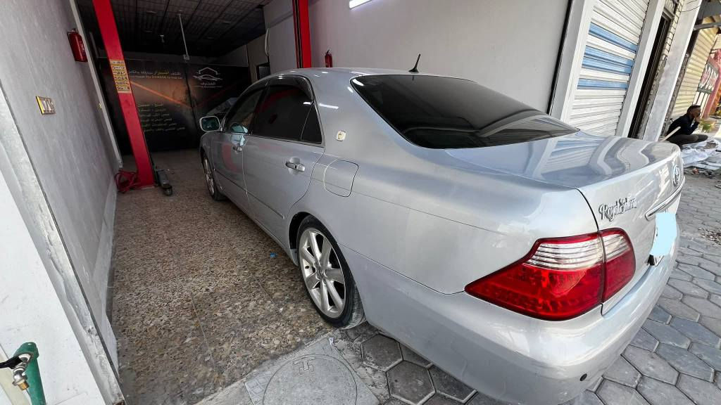 السلام عليكم
شاهين ادوات ادوات
موديل ٢٠٠٥ بدون كصه
فول مواصفات عده الفتحة
كشنات كهربائي
كشنات تدفئة تحكم ستيرن جيهتين
تبريد 3قطع ثلج
ثلاجة وبرده خلفيه
تخم تاير ويل دنكه ستيل
كامرة وحساس خلفي
رادار لايت دوار
محرك d4 3000
بعد بيها هواي مواصفات
السعر 65
للاستفسار ***********
