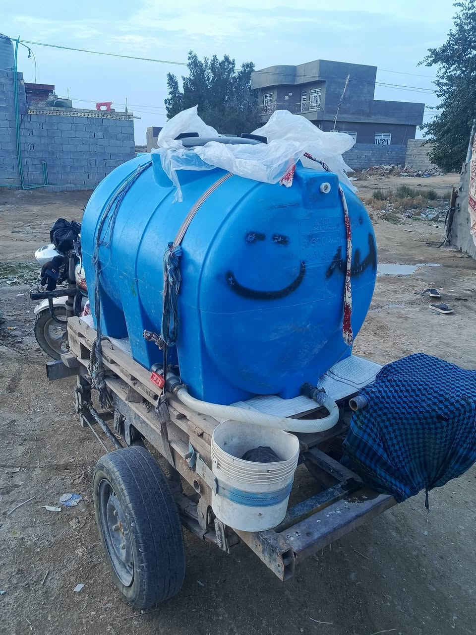 ستوته اوراق للبيع  سعر  950/تواصل على رقم ***********
