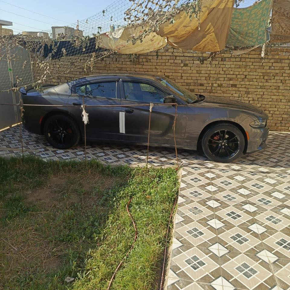 السلام عليكم
جارجر موديل 2016 مرمز ٢٢ 

كفاله السياره جاهزه من كلشي مانقصها برغي 

للاستفسار 

***********
