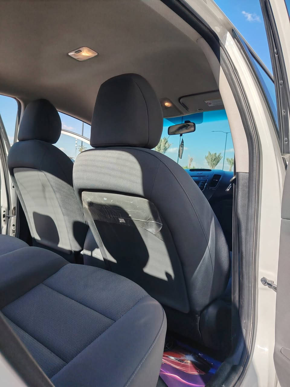 السلام عليكم ورحمة الله
للبيع كيا سيراتو خليجي ٢٠١٨
مكينة ٢٠٠٠
مري شفط
فول تحكم ستيرن 
٣ وضعيات قيادة 
اشاير بالمري 
السيارة جديدة بمعنى الكلمة 
السيارة كفالة عامة من الضربة والصبغ والبارد والتبديل 
عندي سونار بالسيارة 
رقم سليمانية الجديد  
مكاني حي الجهاد/الشارقة 
الشراي يتصل
***********
***********
