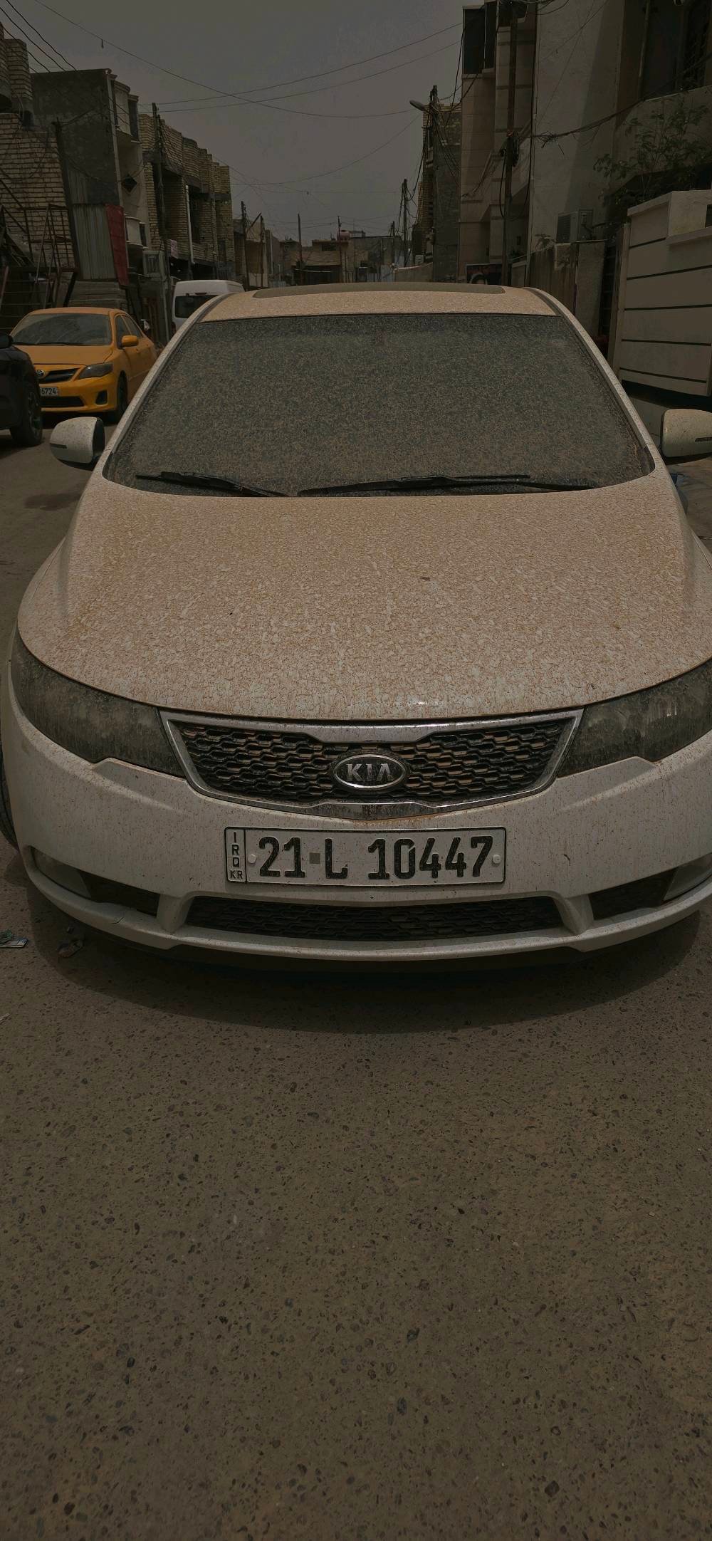 سيراتو ١١ فول بيها نص باب رش وبيها باردات  فقط رقم جديد سنويه نافذه شمالي ١٠٠$ وبيها مجال 
بغداد دورة ***********