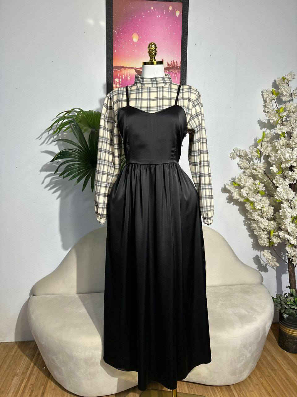 ❤️ ﷽

الكولكشن الرمضاني يبدأ من هنا 💐 

ووصل الجمال وترند الموسم😍❤️

فستان طول كامل  كاروهات

خامة زارا ستن تركي

الالوان كما معروض 🎨✨✨ 

قياس   38 40 42 44 46 48


**إذا كنت صاحب هذا الإعلان وتريد حذفه لأي سبب، رجاءا أرسل رسالة إلى الدعم الفني**