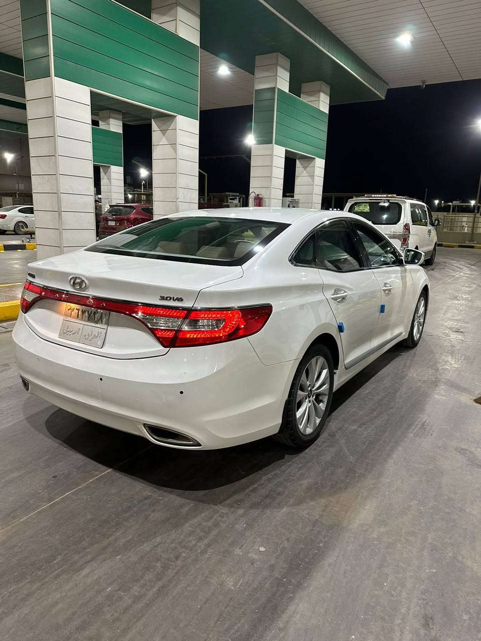 سلام عليكم
هونداي ازيرا  مكفوله من صبغ وتبديل عده كارت بصيط 

موديل 14 رقم ربيل تحويل وكاله حاضر

فول مواصفات عدا فتحة او بصمه 

6سلندر  3000 مرغوب 

كشن جلد 

تحكم استيرن 

لد نهاري 

مري قلاب كهرباء + اناره 

اشاير مري 

تبريد لمس 

تبريد قطعتين 

تدفئه مقعد امامي

داخل بيجي  وصاج

بردات بيبان + خلفي بلاد

حساسات امامي خلفي  
صدر امامي خلفي جديد   سعر 120وبيه مجال      مكان سياره بابل طريق سريع   ***********.  ‏‪***********‬‏
