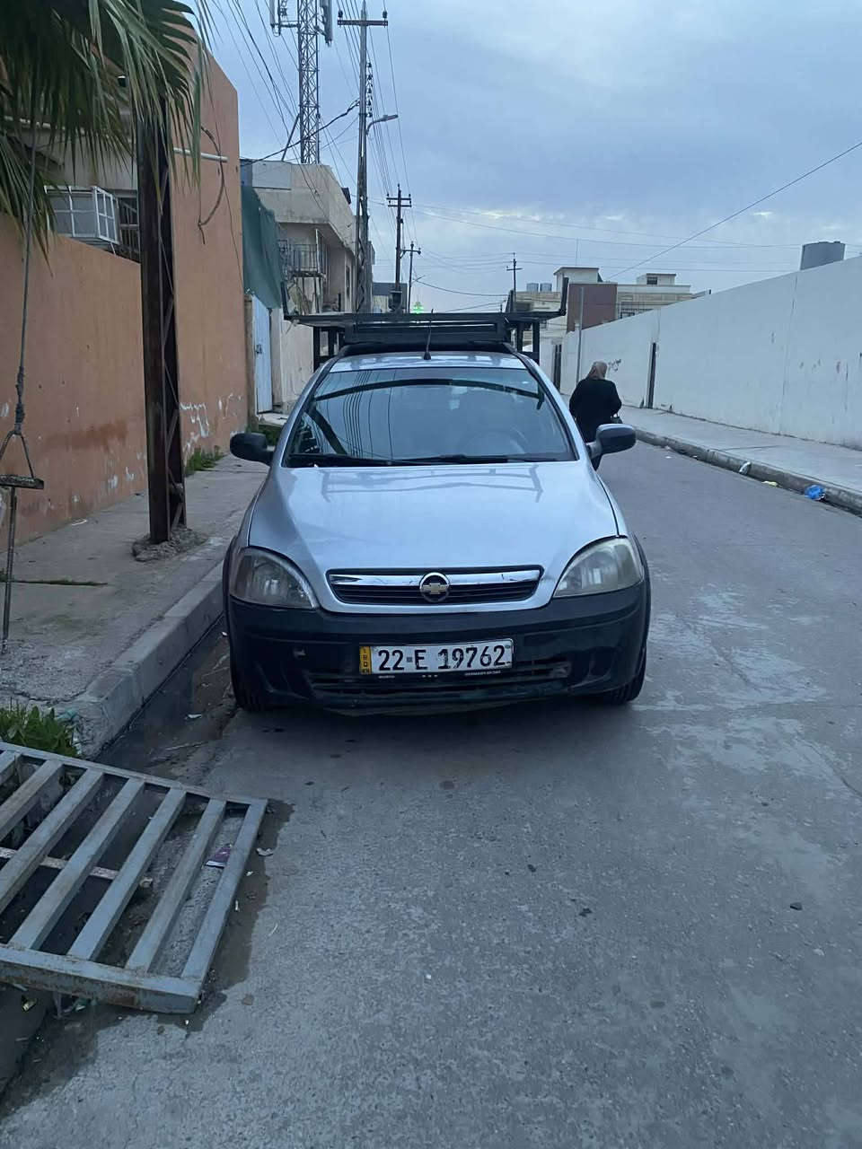 الاسم بيكم شوفرليت مونتانا
موديل 2010
سياره نظيفه وجديده مو تعبانه 
شرط التحويل 
شرط التبريد ناقصه بس غاز شغال والمنظومه كامله 
شاشه وكامره والكهربائيات شغاله
صبغ عام
والمحرك محور استرا 16 سياره نشطه لدرجه 
السعر 48 ورقه وبيها مجال
رقم ***********
***********
