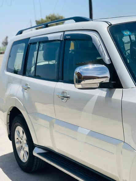 سلام عليكم
سياره باجيرو موديل 2014 خليجي حبتور 
اعلى فئه فول موصفات شرط كير مكينه صدر كفاله جاهزه من كلشي  تايرات جدد 
تحويل مباشر ثاني يوم سياره مكفوله من رقم بغداد  كلشي السعر 185 بيه مجال للطيبين 
تصال ***********
