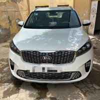 سورنتو ٢٠٢٠ • ٦ سلندر • ٧ راكب