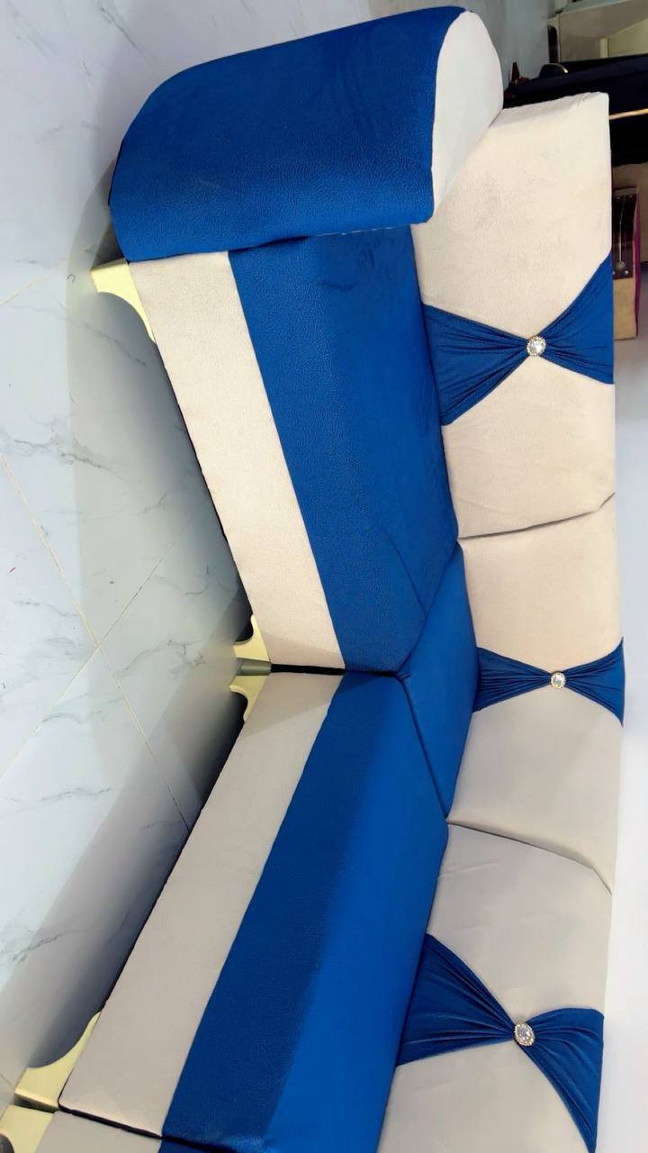 قنفه مستعمل 10 نفرات مغلف
السعر: 190 الف بيه مجال
الخشب ولاسفنج كلش زين درجه اوله واحد عراق
عنوان اربيل مامزاوه
يوجد عندنه خدمه توصيل في اربيل و موصل فقط
للتواصل ***********/*********** 
الرقمين عليهم واتساب
