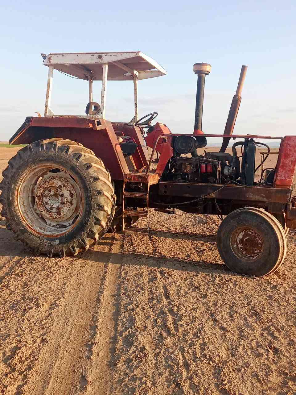 للبيع 1180 جهزعل شقل التركتركلوشرط بس الكيريفلت عل 2 رقم بغداد بدون تحويل جهزعل شقل السعر20 مليون ***********
