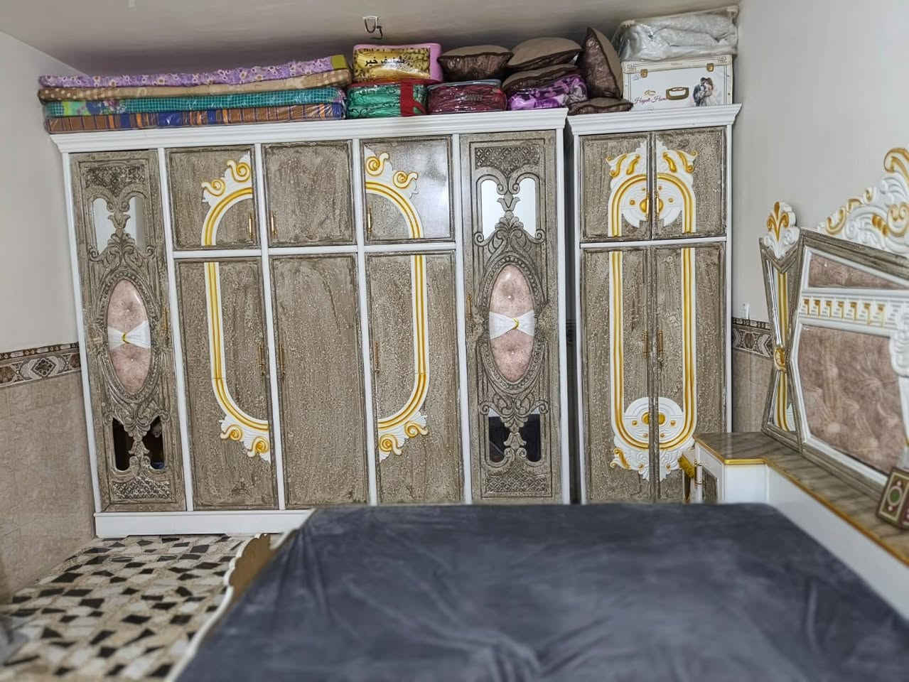 غرفه صاج 
المكان بغداد 
السعر مليون ونص وبيه مجال
متواجد خاص واتساب 
***********
