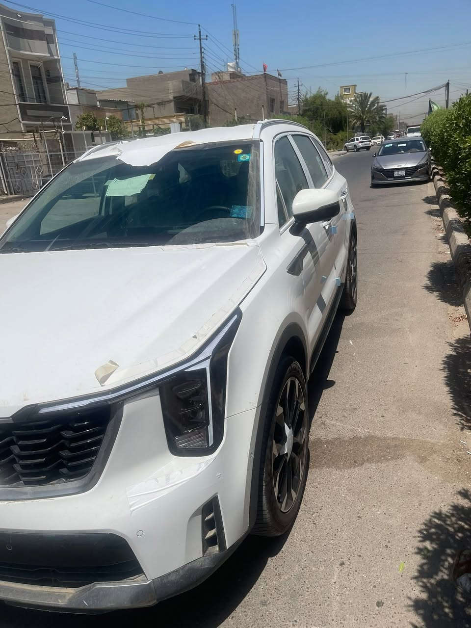 سورنتو 2025زيرو اربع كامرات داته شو ويل20 تتقدم وتترجع عله الريمونت 6 سلندر 
عنوان بغداد 
السعر 325 
رقم الهاتف ***********
