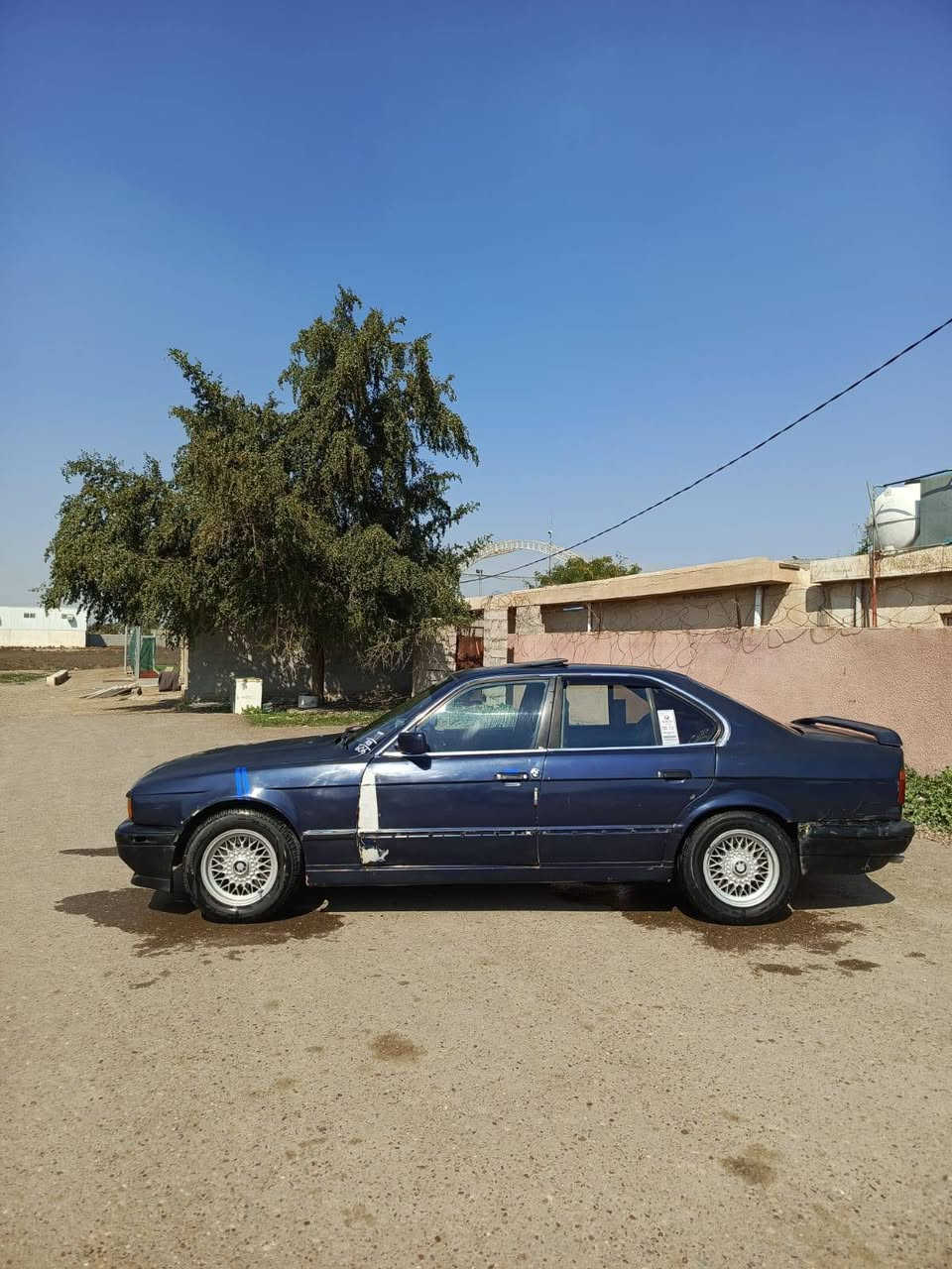 سلام عليكم BMW للبيع او مراوس
525i مسكر عدل 
موديل 1991 باسمي تحويل ثاني يوم 
سياره ماشاءالله جانيها علا ايدي 
وهاي كدامك بل صور 
ضربتها بل حوض مالت جنطه من اشتريتها مضروبه 
وبيها ضربه بل باب نضربت بايدي 
سياره مثل ما تشوفها كدامك ماشاءالله 
سعرها 37 وبيها مجال ل شراي 
مكاني بغداد تاجي 
هاذا رقمي ***********
