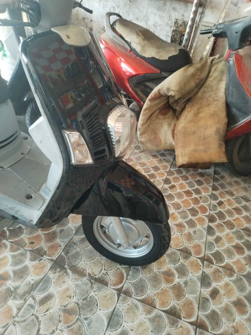 ماكس بوليس جديده ختم واحد ويا لمكينه بعدهي ع وضع الشركه صوت ماتسمعلها شراي اتصل مامتواجد ع فيس ***********
