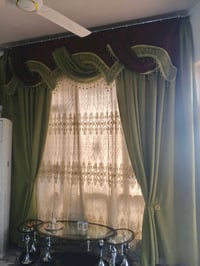 اثاث الاستقبال كامل  تخم + زوالي 2 + بردات 2  للتفاصيل 07801935644