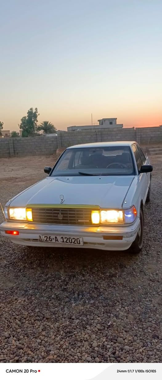 السلام عليكم سياره سيدان للبيع موديل 1991 اكسن ثلاث قطع رقم صلاح الدين دولي هزه جديد محرك كير بطه 2500 شرط تبريد تدفئه شرط تايرات صدر كلو نضيف بيها صبغ احزام بدون ضرر جماليه 
سعر58 وبيها مجال
رقم الهاتف ***********
