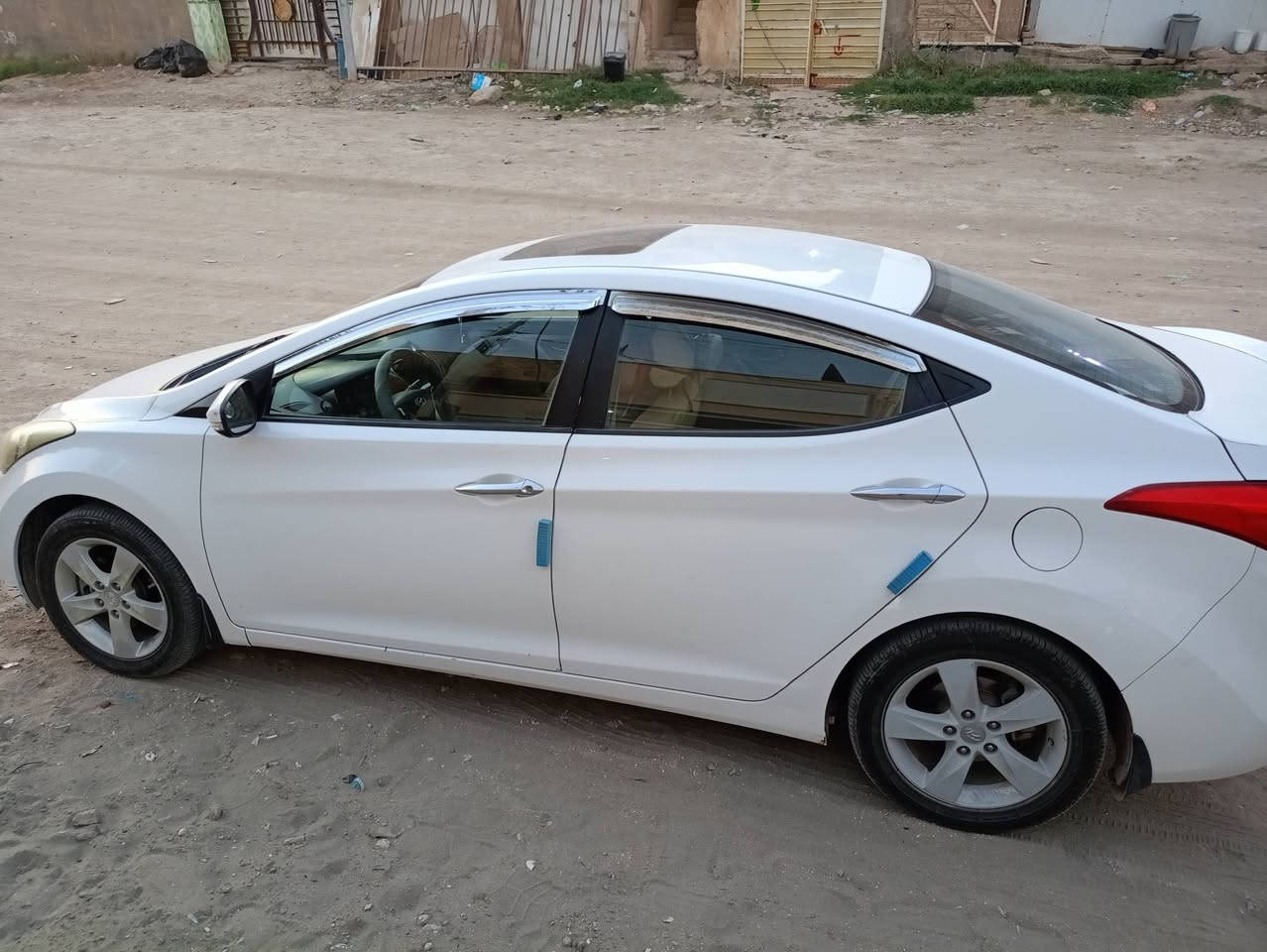 النترا 2014 خليجي محرك 1800cc مفتوح 
مكفوله من الضرر والصبغ
مكان السياره حله المركز 
***********
