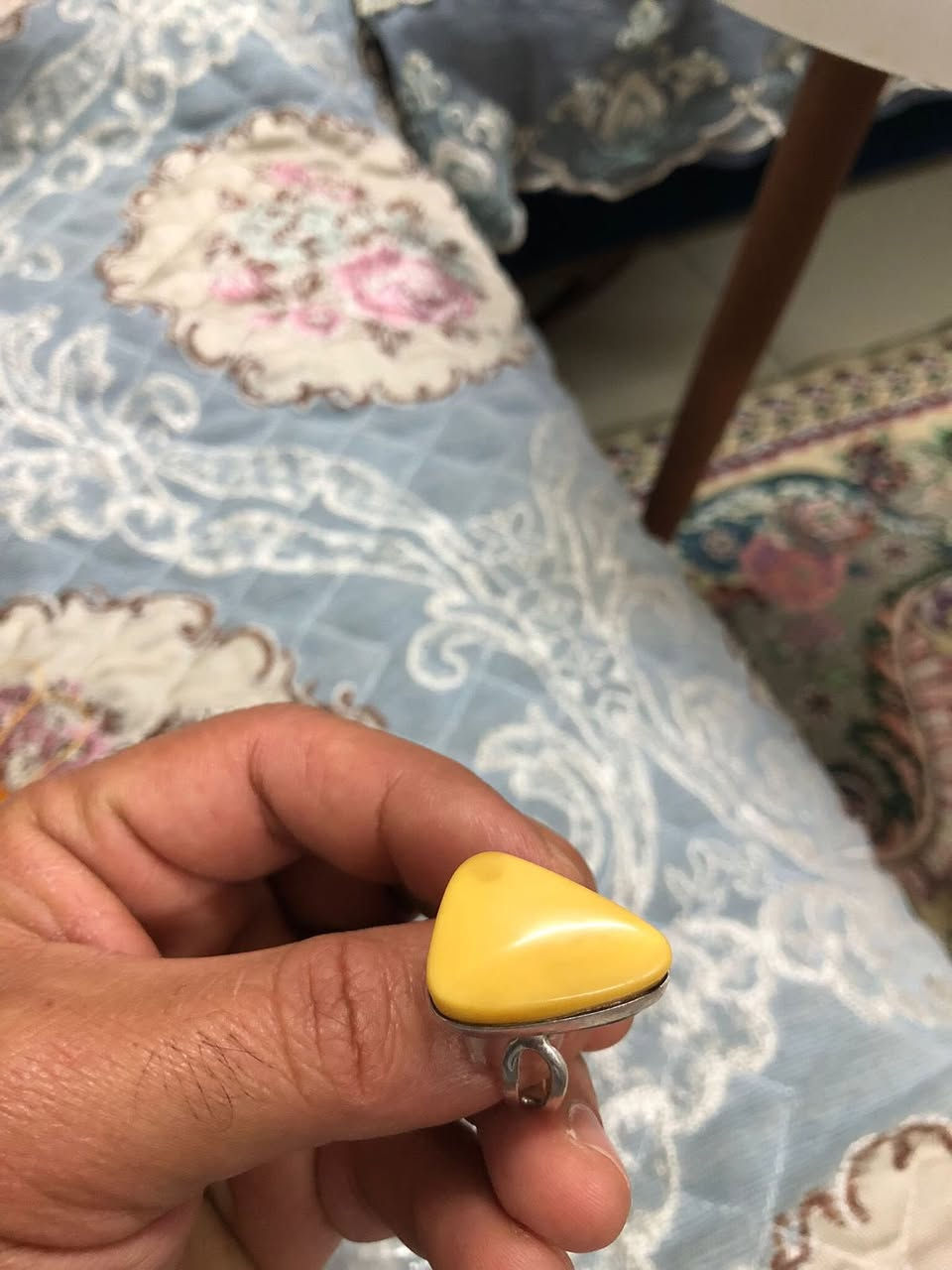 السلام عليكم
سبحه ١٠١ كهرب انتيك اصل عقود الوزن 32 غرام ونص
خاتم كهرب فضه ايطاليه مختوم 925 
عقد+ اسوار ماكنتوش 
عقد + سوار كهرب كونياك فواصل فضه 
سوار كهرب الماني انتك عدد 3 
للاستفسار اتصال او واتساب ***********
