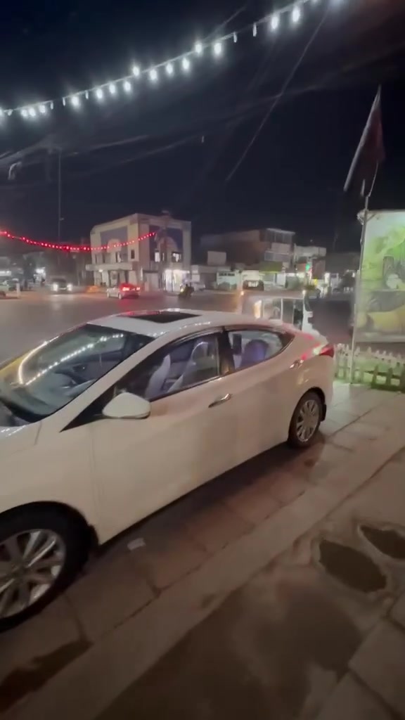 الانترا  ٢٠١٤ بغداد انكليزي فول مواصفات  عده البصمه سياره جاهزه بيه فقط بيبان اثنين مصبوغه فقط 
تبريد دوشمه جاهزه الشراي  
اتصال( *********** ). مكلف بنشر رحمله والديكم مكان سياره بغداد المعالف
