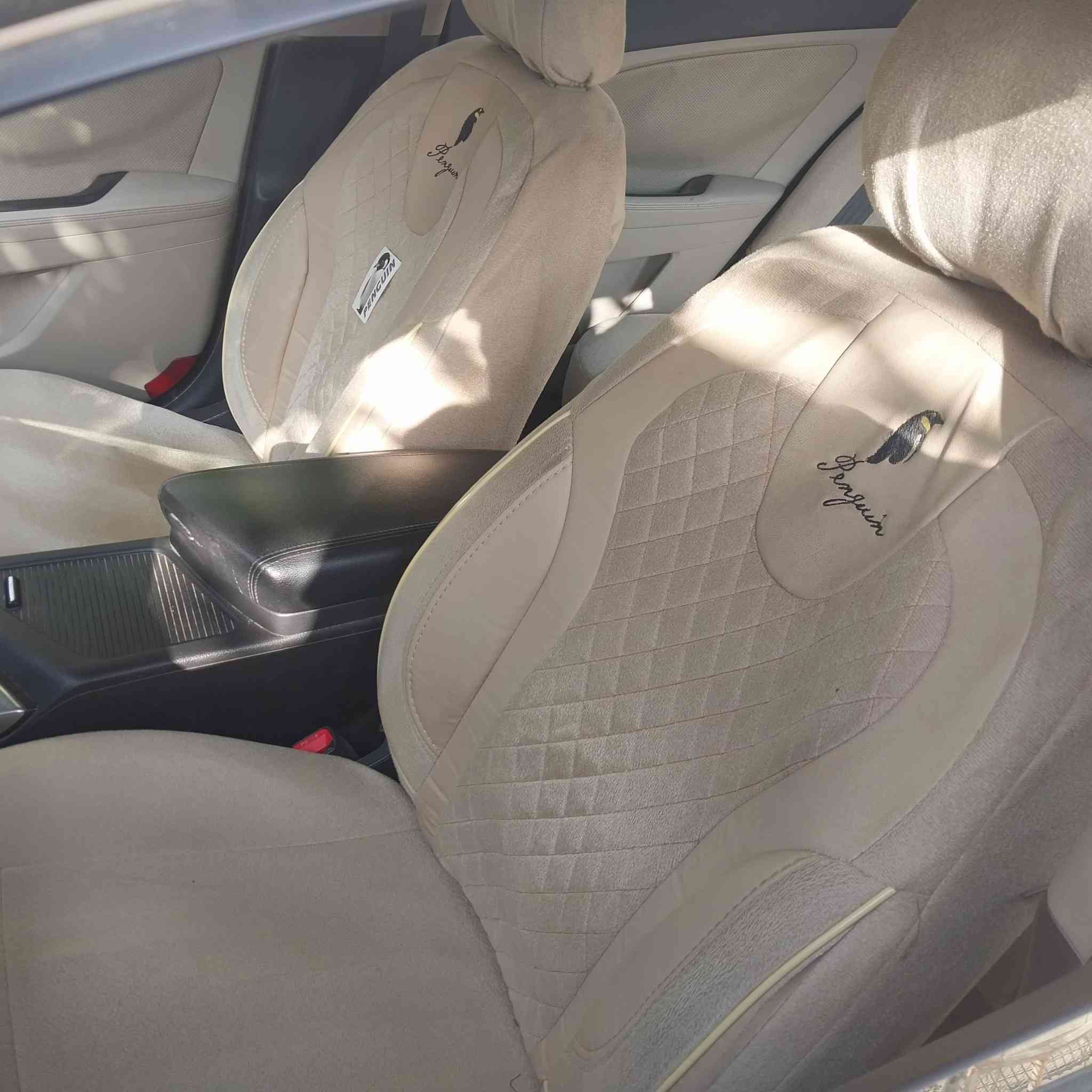 سلام عليكم من رخصه صاحب لكروب  ابتما لبيع موديل ١٣  خليجي ٢٤٠٠  رقم ديالى انكليزي بسمي بصمه موصفات حلوه موفول لخير مكفول من لتبديل سياره ابلاديه بيه بارد شي قليل  وبيه حافه لبنيد صبغ كل قليل  باقي مكفوله كير مكينه  مكانه ديالى  معروضه ١٣٥ بيه مجال  ***********
