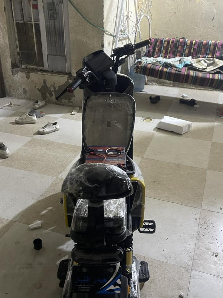 السلام عليكم R11 مزوده 6باتري يعني انسه شي اسمه صرف شحن كفاله وكله شغاله مديل 26 مكاني حيانيه *********** السعر 500 رجاء لحد يكسر بسعره
