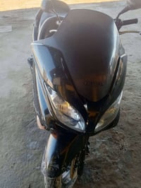 فورزه 08 البيع بيه كلج خلفي توه بادي سعر325وبيه مجال رقمي 07821283127