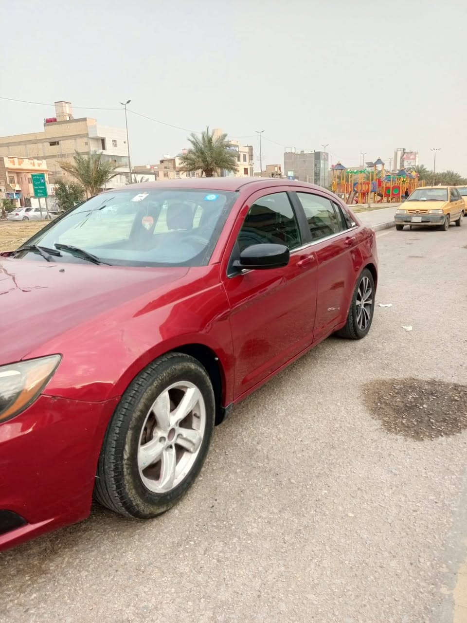 السلام عليكم سي 200 مديل 2012 رقم بابل سنويه جديده فول مواصفات ماعدا الفتحه بي جاملغ قطعتين بدون دواخل كير ومكينه كفاله السيارة نظيفة احلى من الصور السعر 85 وبيه مجال للاتصال ***********
