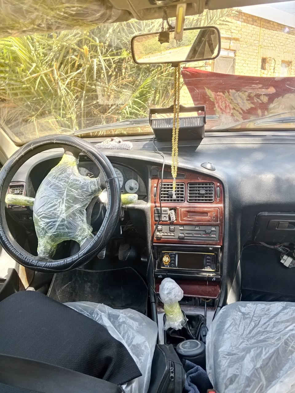 سلام عليكم بيجو باص موديل 13 للبيع سيارة حلوة جاهزة محرك كير خير من الله رقم بغداد المني سنوية ضايعة كبل طلع سنوية من تحول بسمك هية مطلوبة 550عل مشتري قرامة مصفرة السعر 17بيهة مجال بكان ناحيه الوحده بغداد ***********. تراهم مراوس

