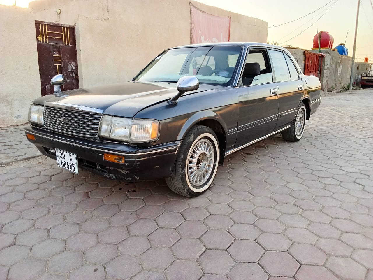 السلام عليكم سياره للبيع ارنب كصيف مديل 1993 
مكفوله من الكص ونقل 
رقم نكليزي دولي ديالى 
تخم تاير 
مسجل 
محرك وكير ففتي 2500 حاويه 
مصبوقه عام فقط 
للاستفسار *********** 
السعر 54
مكان السياره كوت الاحرار
