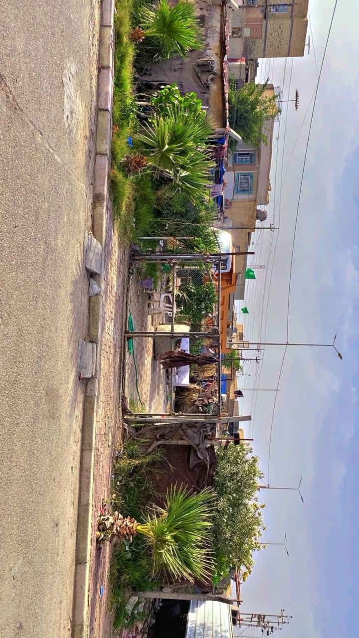 بيت للبيع مساحته البيت 150  منطقه حي الشهداء البيت موقعه ع حديقه موقعه حلوه
علمآ البيت رقم كامله معاملته طلب وزير 

بيت جاهز 

يحتوي 

غرفتين 

صاله 

أستقبال 

حمام داخلي 

حمام خارجي وتواليت 

*********** الاتصال
