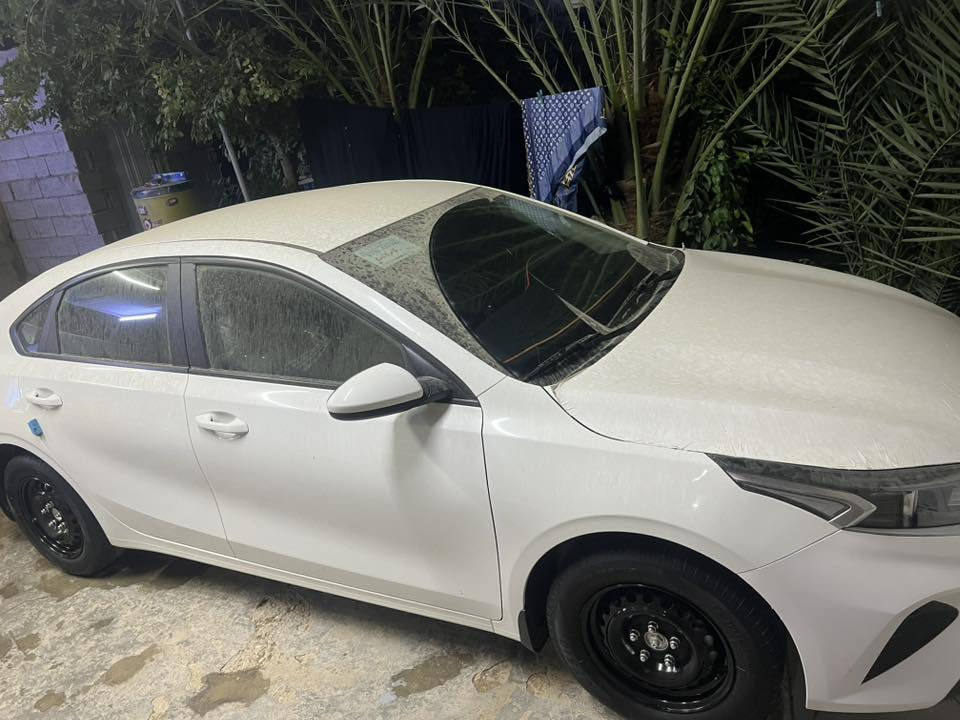 سيراتو خليجي اربيل دولي بسمي محرك 2000تبريد قطعتين دوشمه ارضيه وكشنات جلد الكاظميه ماشيه 77الف وقابله للزياده بيها بارد بلبيبان جهت اليمنا وباقي كفاله عامه مكان واسط العزيزيه السعر 175رقم الهاتف ***********
