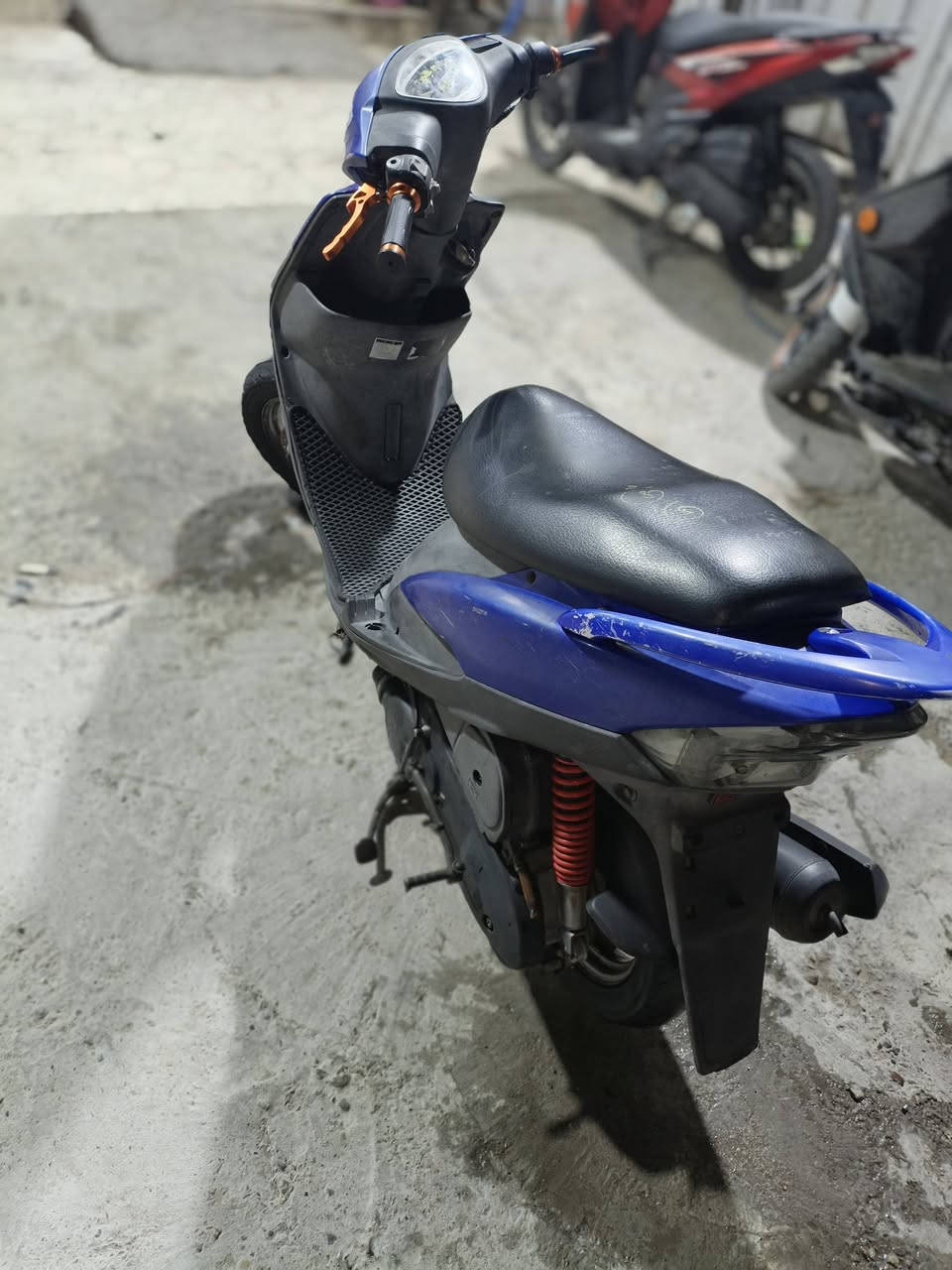 سلام عليكم شباب ماكس عدلا البيع درجه رمبه كلهه بلاديه ختم واحد ويه المكينه درجه كفاله من كلشي درجه صالهه 10يم نزله من رمبه من معرض يوسف جويه ورقهه كامله سعر خاص مكاني بغداد العبيدي ***********
