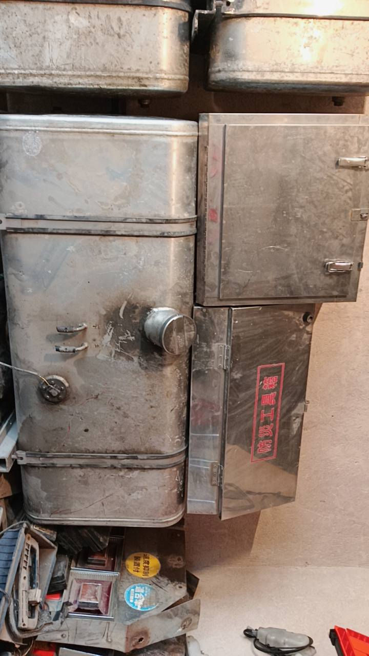 السلام عليكم ورحمه الله وبركاته ادوات هينو احتياطيه للبيع مكان حله شارع 80 استفسار ***********
