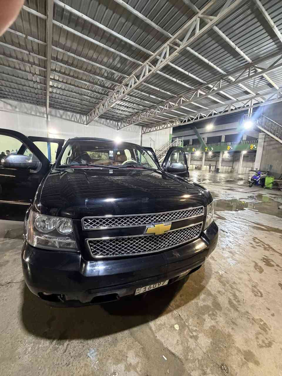 السلام عليكم تاهو موديل 2013 خليجي LTZفول سياره نضيفه حيل بس بيها طخات ممسويهن ع حطتها السعر 225 مكان السياره بغداد ***********
