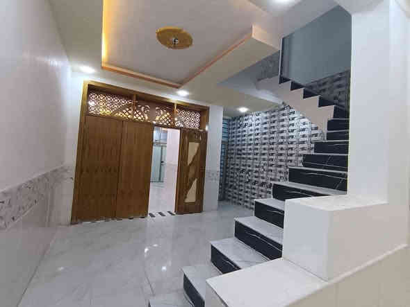 يالله #يعلن_مكتب_ألخليج_للعقار 🌍
بيت للبيع طابو زراعي سند 25 في النجف –

مقابيل ملحق  قرية الغدير 🏡عامود 315 شارع لمطار 
الاتصال *********** واتساب 

📏 المساحة: 100  متر 
💰 السعر:💲 40  مليون (قابل للتفاوض)
🏗️ البناء: طابوك 
🏠 الأساس والسقف: صب  كونكريت

مواصفات البيت:
✅ غرفه نوم 🛏️
✅ صالة 🛋️
✅ مطبخ 🍽️
✅ صحيات 🚿
✅استقبال 
عنوان مكتب ألخليج مقابل عامود 315 شارع لمطار صب 
الاستفسار ***********
