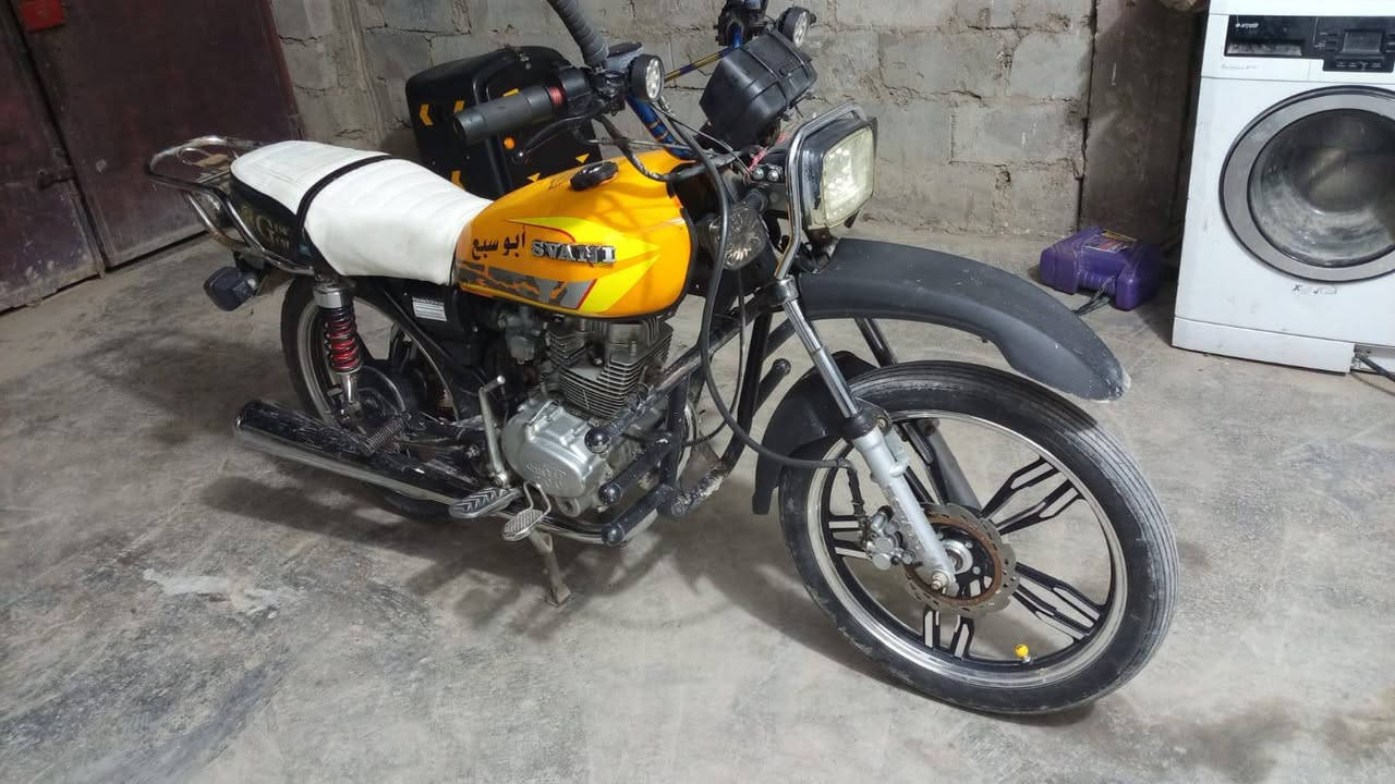 سلام عليكم دراجه لبيع ما ناغصهه غير كلوب وشاره بس دراجه نضيفه حيل سعر،650قفل  لي ريد يتواصل عله هاذه رغم بي واتساب‏‪‏‪0751 258 9684‬‏
