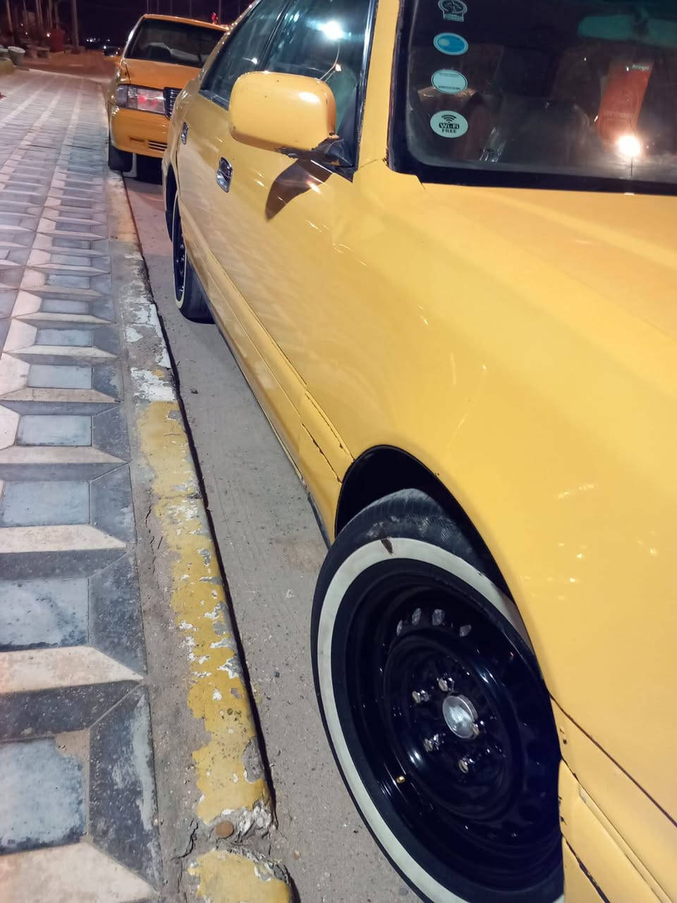 سلام عليكم مكلف بلنشر 
راس ثور فلات للبيع سياره كفاله كص ونقل حداديه حلوه تخم تاير غرفتها حلوه رقم بصره تحويل تريد وكاله حاضر كير محرك بشرط مكان السياره بصره استفسار اكثر اتصل وبخدمتك ***********السعر45وبيها مجال
