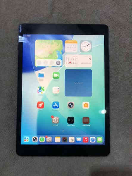 ايباد ٩ ذاكره ٦٤ نموذج m
مبدل كلاس شاشه 
جهاز شغال ميه بلميه الشاصي شويه تعبان
بلبوبجي يخبل وسريع سعره ١٦٥ الف
مكاني بغداد وعندي توصيل قليل متواجد ع النت
***********
