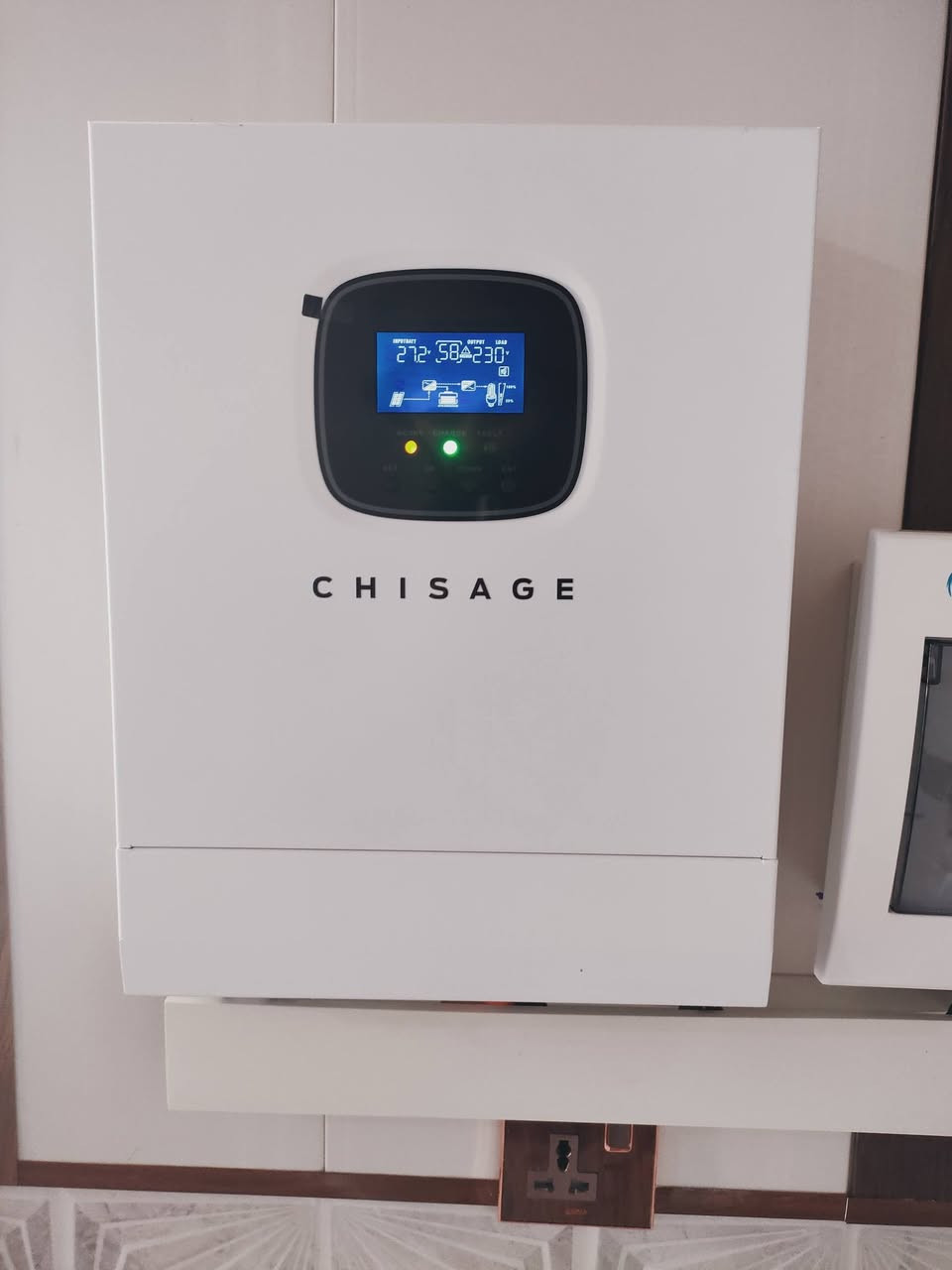 📍خانقين _قرية ابراهيم العلي
تم بحمد الله تنصيب طاقة شمسية (chisage_شيساج)
بقدرة 10امبير نهاري☀️ 8امبير ليلي🌖

تتكون المنظومة من انفيرتر بقدرة3.5kw✅
وبطارية بقدرة 8 kw✅+بورد سيطرة متكامل✅
مع هيكل حديد مغلون لالواح شركة جينكو عدد 5✅

ضمان البطارية 5سنوات حقيقية✅✅
ضمان الانفيرتر 2سنوات حقيقية ✅✅

للتواصل :
*********** المهندس صالح الحربي
*********** محمد صالح الحربي
