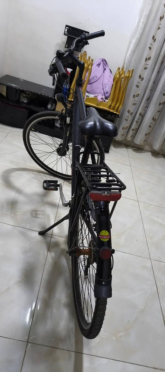 دراجة هوائية من طراز Winora Domingo 24. بايسكيل الماني مال رحلات سعر 175الف     
رقم ***********

تأتي الدراجة بإطار من الألومنيوم خفيف الوزن وعالي الجودة.

مجهزة بنظام نقل حركة Shimano بـ 24 سرعة.

تحتوي على شوكة تعليق SR Suntour بمسافة حركة 63 ملم
