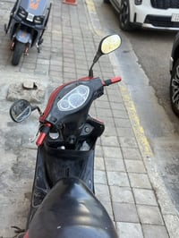 كيمكو جي فور • محرك زين • بدون اوراق