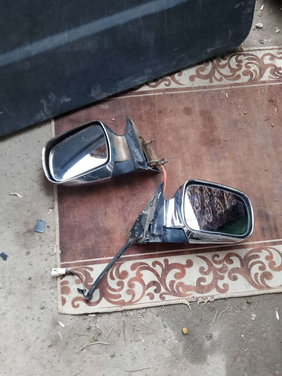 السلام عليكم زوج مري فتون اخو جديد سعر 35 بطانه جنطه خلفيه اج وان عدد 4 سعر وحده 30 تك مازدا صفحه السائق بلاديه سعر 25 ويل عادي حجم 15 فتون بلادي سعر 35 مكان بغداد قرب تقاطع درويش اي ستفسار ع رقم ملاحظه خاص ماعندي ***********
