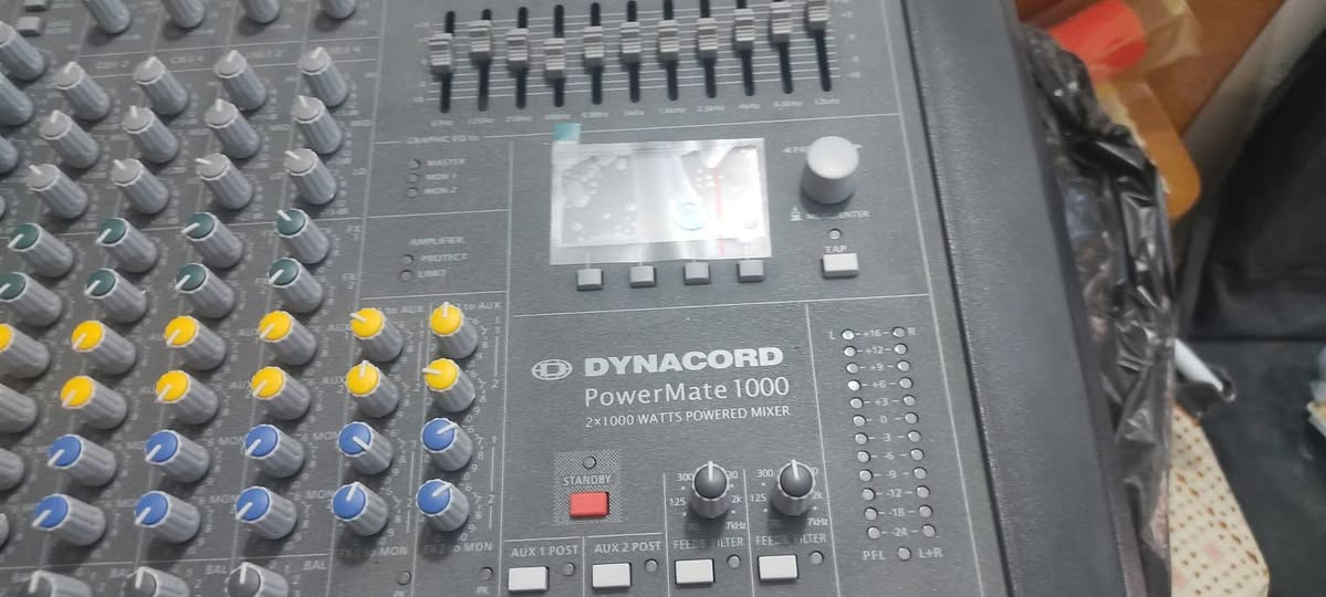 سلام عليكم 
للبيع جهاز داينا كورد بور 1000 امتياز 
جهاز نضيف 
للستفسار ***********
