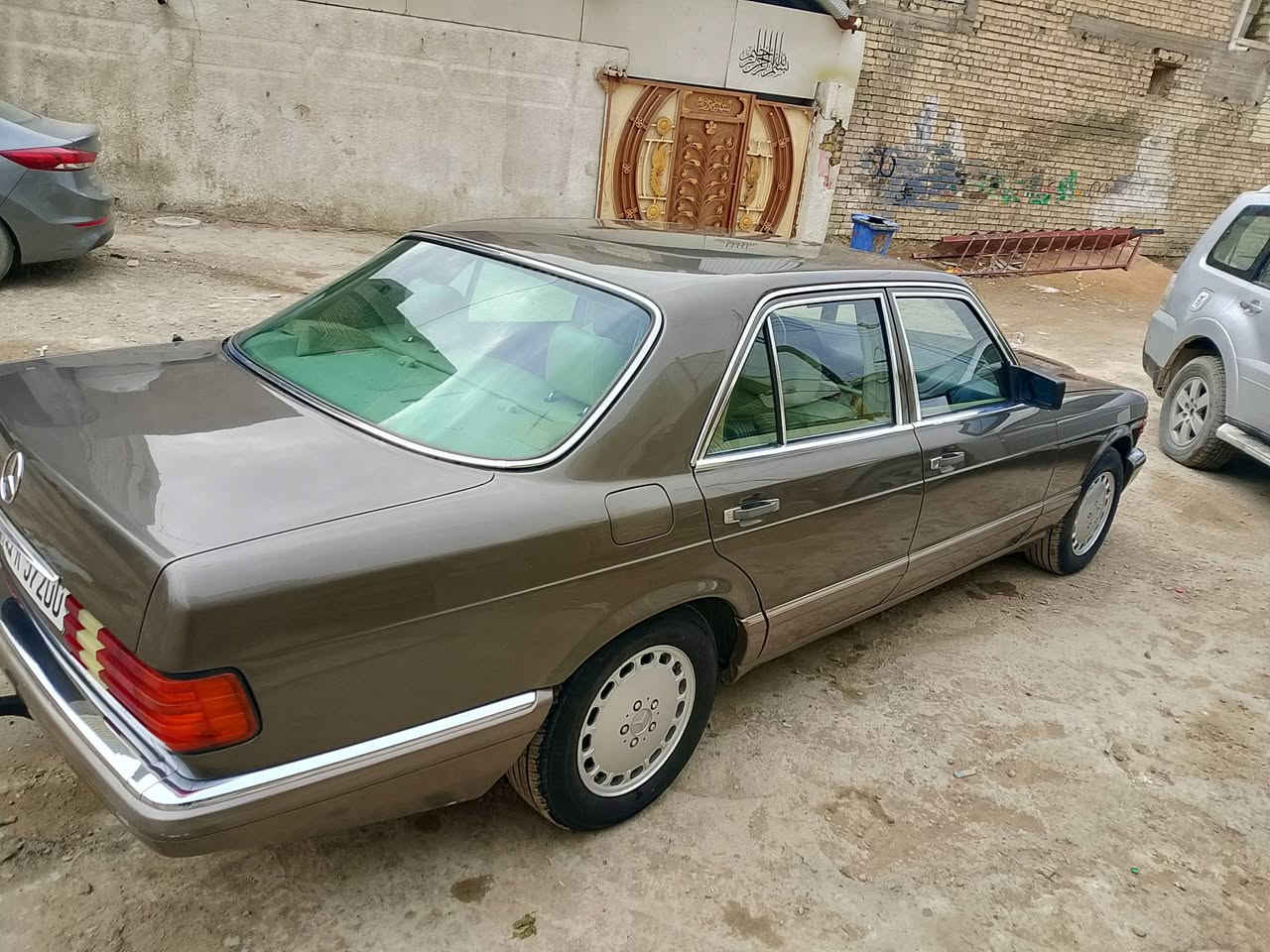 سلام عليكم اخوان موديل 90 560بلادي مكينه 650 سياره جديده تخم تاير جديد صدر جديد تبريد تدفئة السعر 100 وبيه مجال الشراي يتصل ويدلل علوان البلديات هاتف ***********
