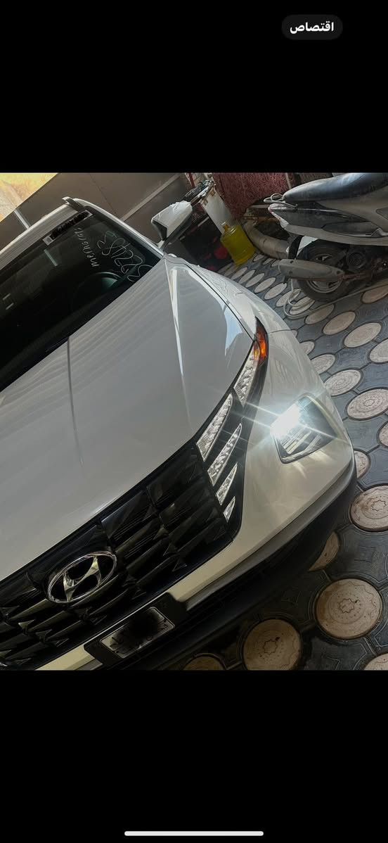 توسان للبيع موديل ٢٠٢٣بدون رقم تترقم جميع المحفظات السياره بسمي حدثها بيبان لمبدلات جدات السياره حلوه ماناقصهابرغي حلوه بدون شخوط بدون باردبجم كفاله مكينه ٢٥٠٠ماشيه ٢٨مكان السياره حله السعر١٨٨وبيها مجال صورالحادث بل منشور***********
