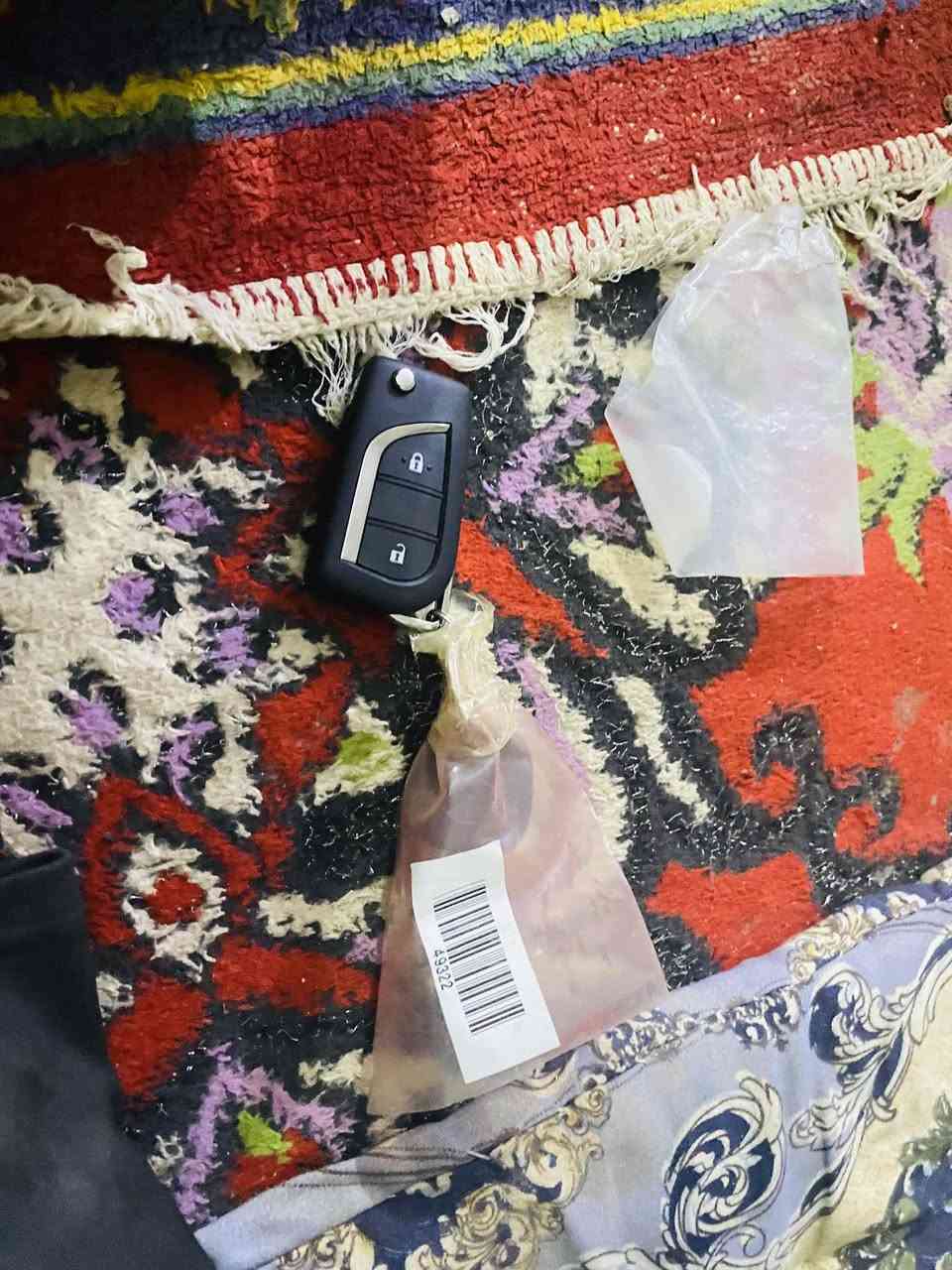 سلام عليكم البيع سويج هايلوكس ناصي 2023السويج مال الشركه بلادي اجه وياها***********
