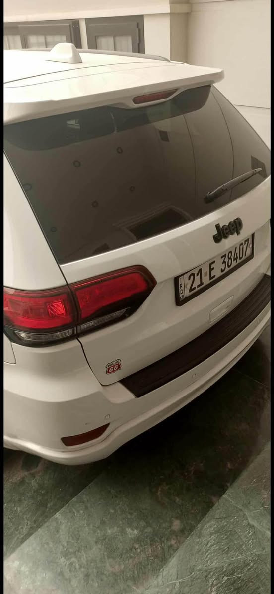 السلام عليكم للبيع او مراوس حسب القناعه جيب موديل 2018 بلاك توب فلول مواصفات جنطه كهرباء توقف ذاتي ضررها جامرلغ امامي وباب بدون داخل رادار كأمره امامي خلفي حساسات فتحه سقف جاهزه مابيها كل نقص ماشيه 90 رقم سليمانية باسمي هزه سنويه جديده السعر 228 العنوان بعقوبة هاتف 📞 *********** بغداد, العراق
