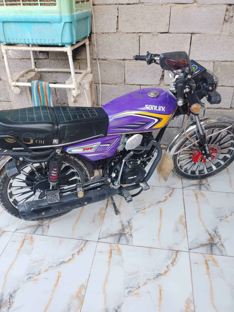 العنوان بغداد الزعفرانيه شارع البطل***********
85
