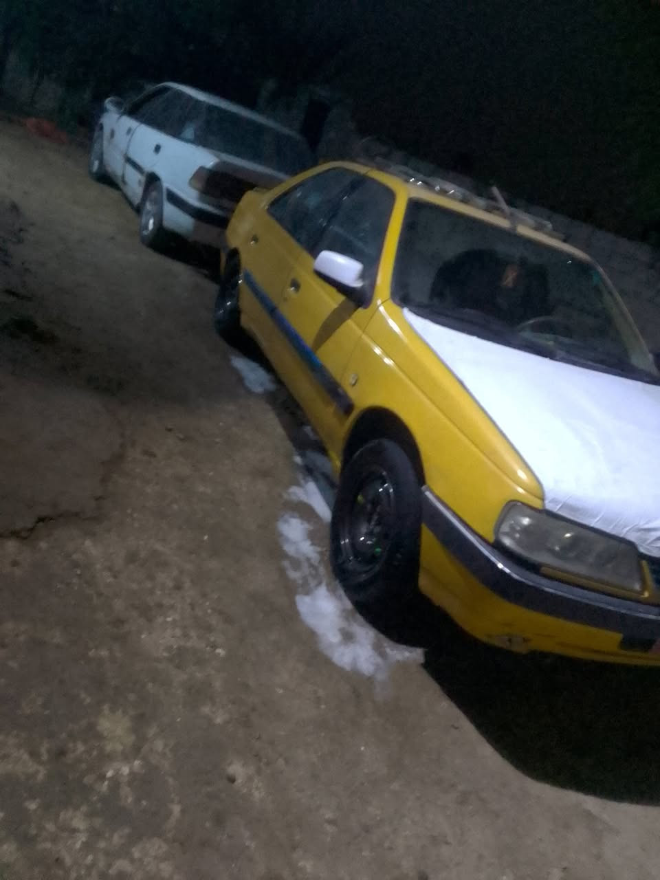 سلام عليكم بيجو لميس مويدل 10 سيارة جاهزة تخم تأير كهرباءات كله شغاله تبريد تدفءة  كشرهة حلو خياس مابيه ومكفوله من ضربه مكاني بغداد عويريج قربت علوت رشيد للاستفسار ***********
