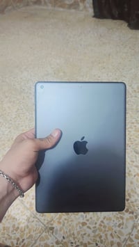 ايباد ٩ • ٦٤ • نضيف