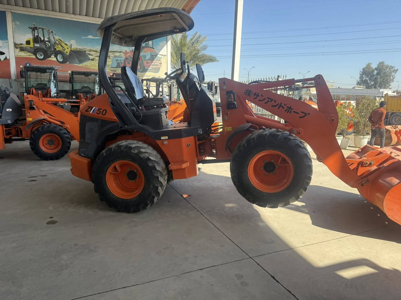 #اعلان 🛑
Wheel loader hitashi zw50
شفل هيتاشي 50 بحالة جيده جداً دخول جديد غير مستخدم بالعراق عدد ساعات العمل  6000  وارد يابان موديل 2016
للاستفسار
***********
***********
