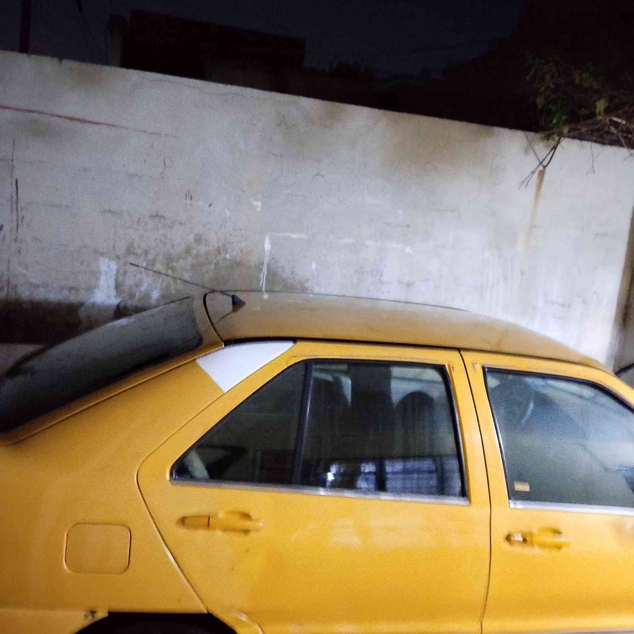 شي اكوين موديل 2011رقم الماني هيا وغرامات صفر.  ***********
